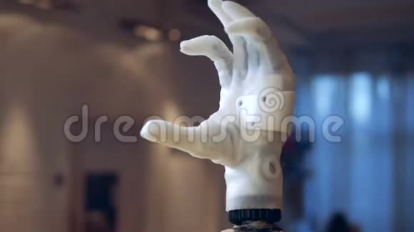 仿生手臂真正的机械手视频的预览图