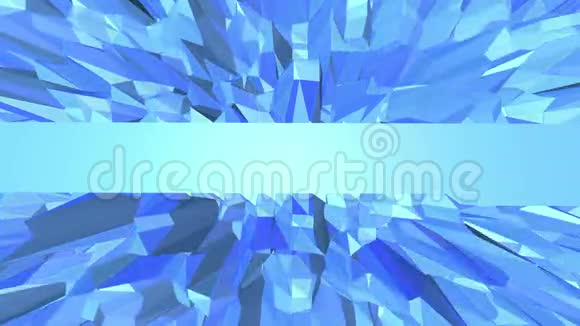 蓝色低聚塑料表面作为艺术环境蓝色多边形几何塑性环境或脉动背景视频的预览图