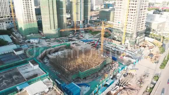 在中国建造摩天大楼视频的预览图