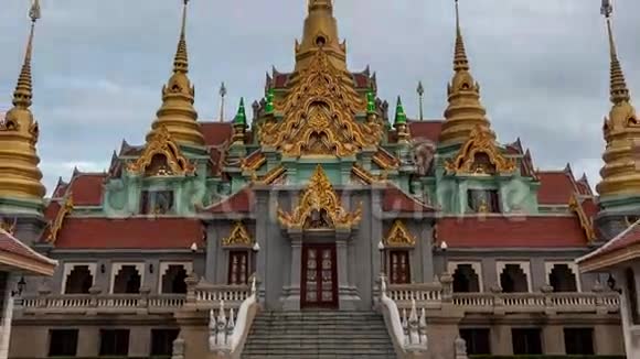 泰国白天的美丽寺庙视频的预览图