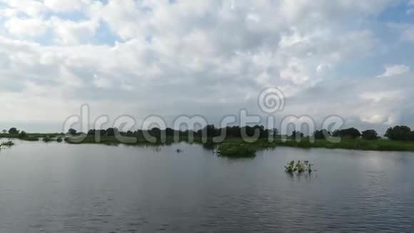 通勒萨普湖暹粒柬埔寨视频的预览图