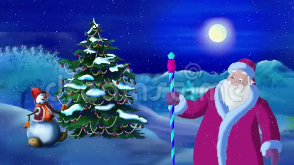 圣诞老人在月光下的夜晚点亮一棵圣诞树视频的预览图