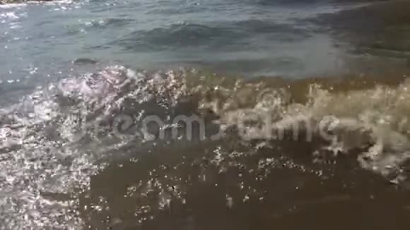 强水波海洋海洋自然慢动作视频美丽的大海风景视频的预览图