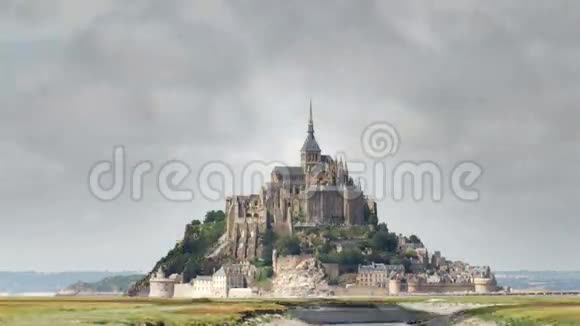 法国蒙圣米歇尔大教堂视频的预览图