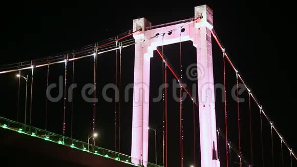 苏安福克桥在晚上越南岘港视频的预览图