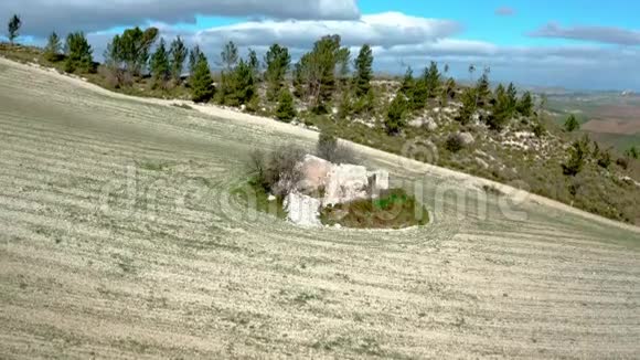 鸟瞰西西里山视频的预览图