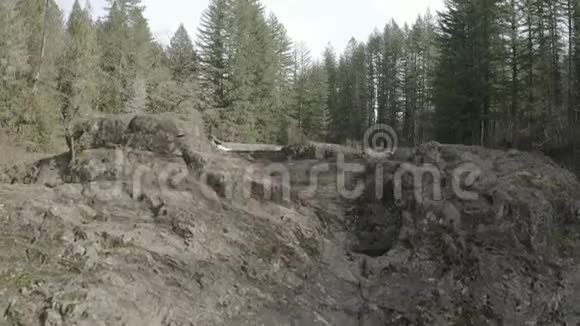 露西亚瀑布瀑布瀑布视频的预览图