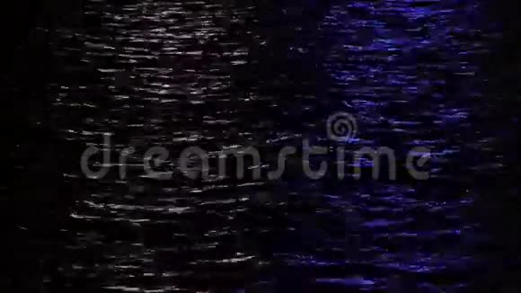 水荡漾夜倒影视频的预览图
