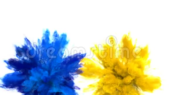 蓝色黄色爆炸多种颜色的烟雾爆炸流体粒子阿尔法视频的预览图