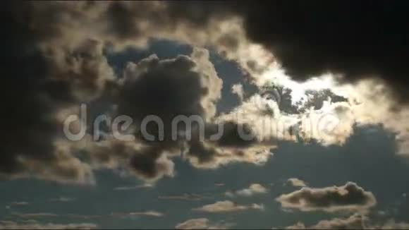 云和太阳时间流逝视频的预览图