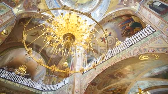 东正教教堂天花板的装饰视频的预览图