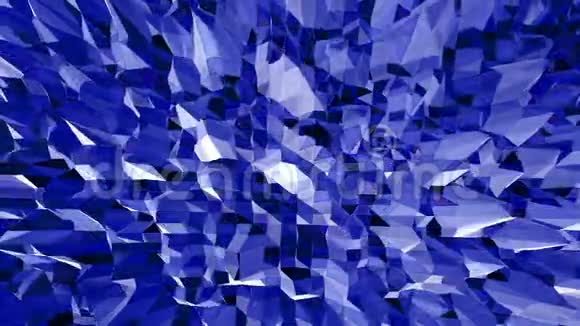 蓝色低保利振动表面作为游戏背景蓝色多边形几何振动环境或脉动背景视频的预览图