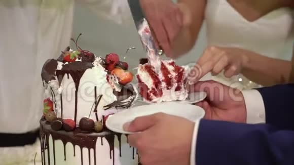 切蛋糕视频的预览图