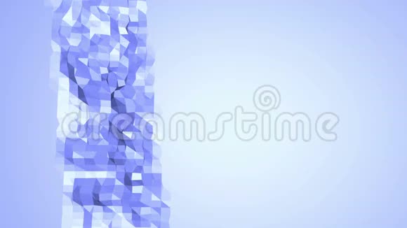 蓝色低聚发光表面作为未来主义的网络空间蓝色多边形的几何发光环境或脉动视频的预览图