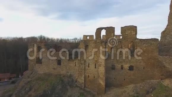 捷克奥科中世纪城堡视频的预览图