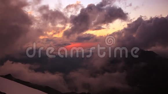 夕阳山云视频的预览图