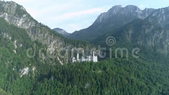 纽什旺斯坦城堡变焦电影空中4k视频的预览图