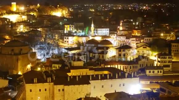 土耳其萨夫兰博鲁传统奥斯曼安纳托利亚村夜间延时放大视频的预览图