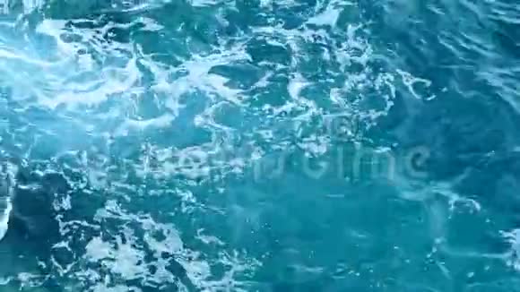 水的质地黑山附近的亚得里亚海透明蓝色视频的预览图