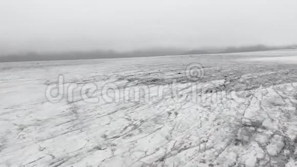 冬季山脉景观视频的预览图