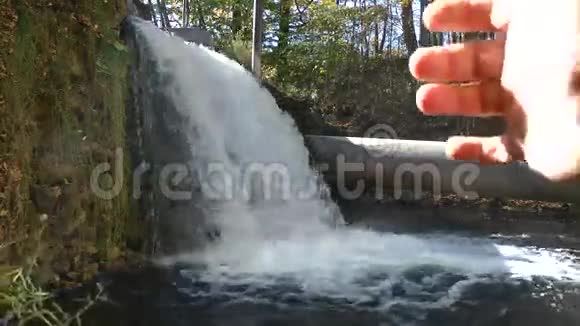 沃尔特斯瀑布安大略省加拿大视频的预览图
