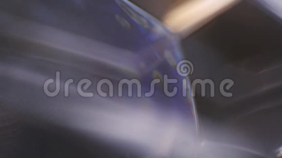 五颜六色的肥皂泡表面宏观关闭视频的预览图
