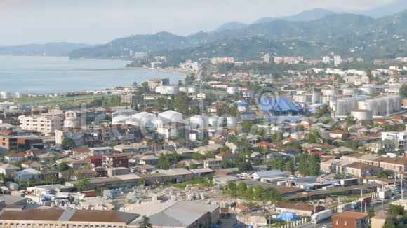黑海上的城市从索绳上看巴统乔治亚州视频的预览图