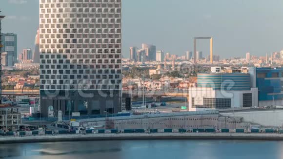 迪拜的节奏空中时光视频的预览图