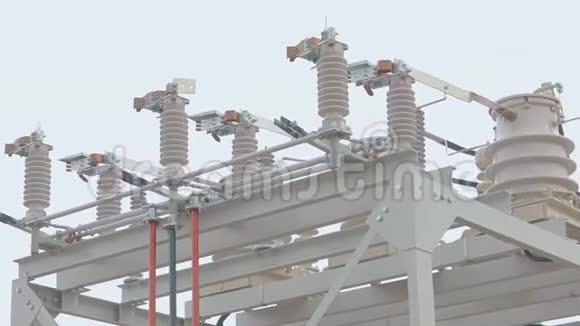 太阳能发电站的变压器发电厂的变压器视频的预览图