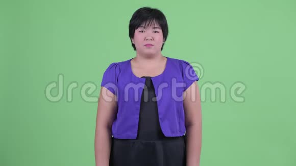 年轻漂亮的胖亚洲女人视频的预览图