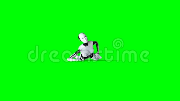 未来派的人形女性机器人正在爬行真实的运动和反射4K绿屏镜头视频的预览图