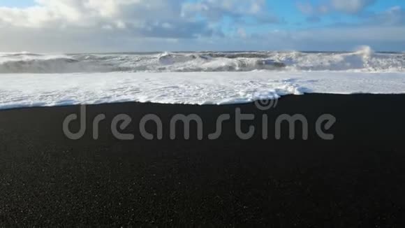 黑色海滩冰岛海洋视频的预览图
