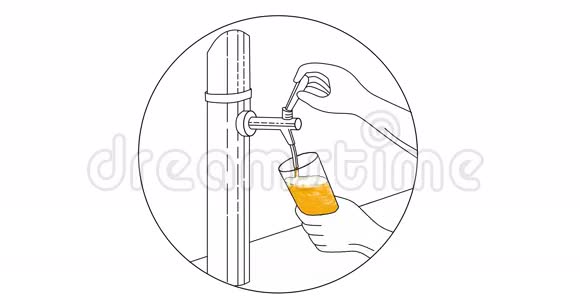 手拿杯子从水龙头2D动画酿造啤酒视频的预览图