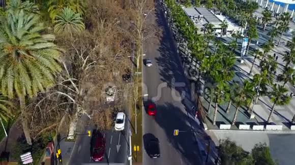 城市街道从空中视频的预览图