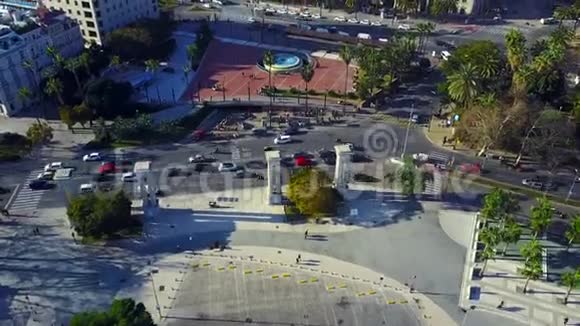 城市街道从空中视频的预览图