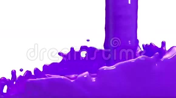 动画紫罗兰汽车油漆浇注和填充屏幕阿尔法通道包括使用卢马哑光3D渲染视图24视频的预览图