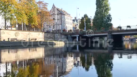在斯特拉斯堡的伊利河视频的预览图
