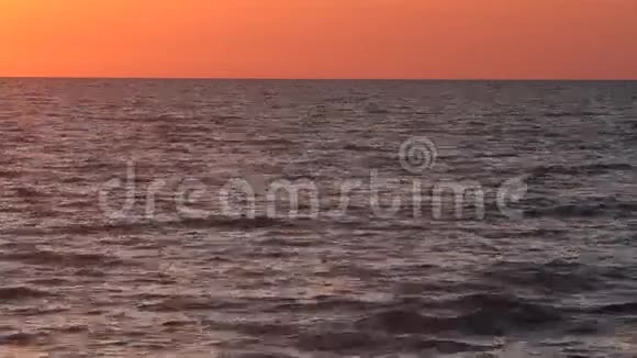 日落的海洋地平线视频的预览图