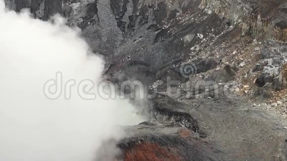 哥斯达黎加火山口视频的预览图