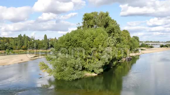 卢瓦尔河谷在法国视频的预览图