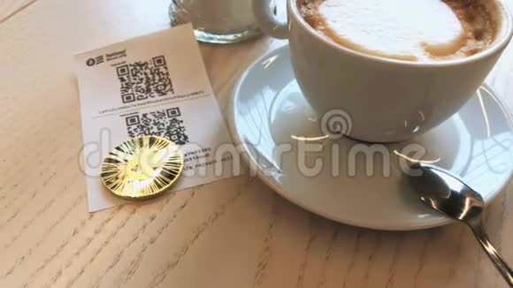 比特币支付在咖啡馆视频的预览图