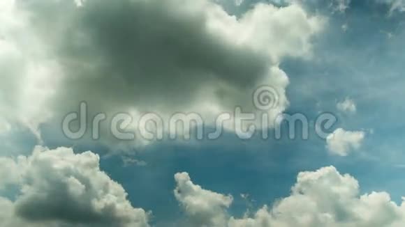 热带云时间流逝4K视频的预览图