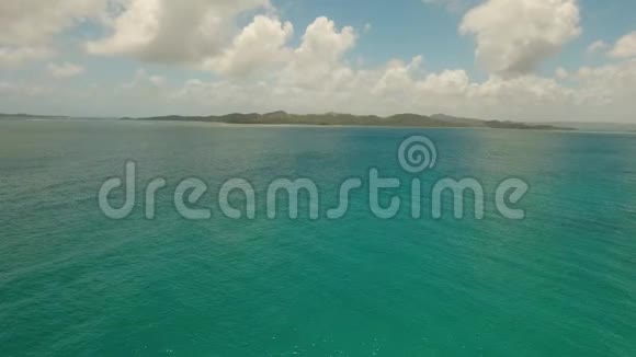 热带岛屿海岸视频的预览图