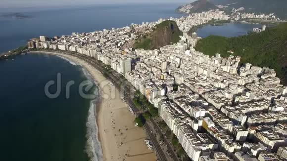 里约热内卢著名的科帕卡巴纳海滩巴西南美洲视频的预览图