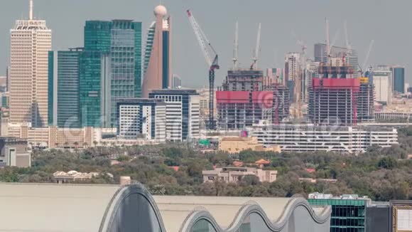 航空晨景与建筑迪拜市区时间推移阿拉伯联合酋长国视频的预览图