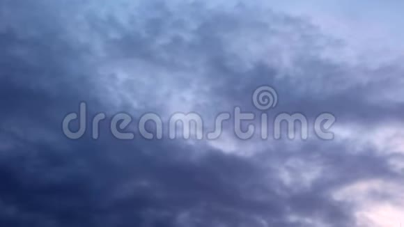 天空的背景多云视频的预览图
