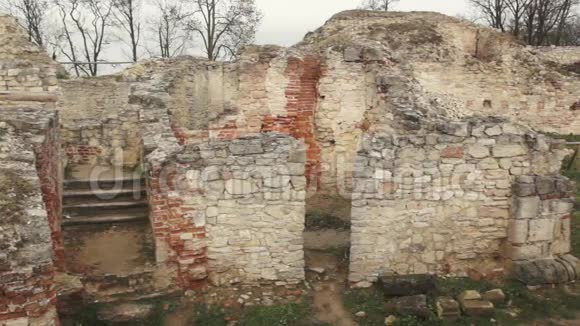 中世纪据点的废墟视频的预览图