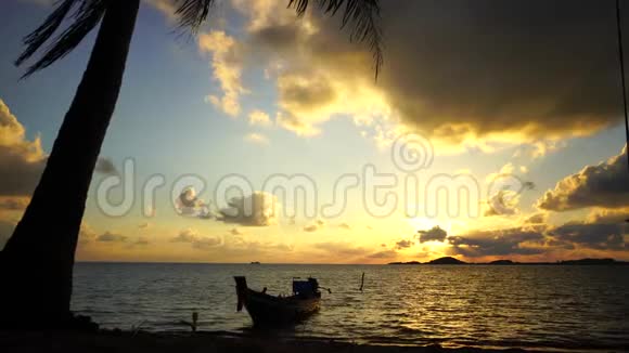 日出与船泰国视频的预览图
