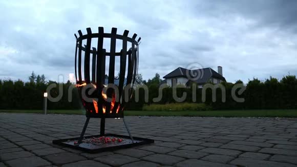 篝火异教徒假日拉脱维亚仲夏之夜视频的预览图