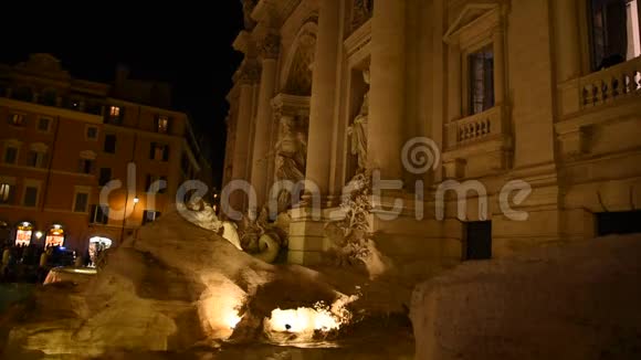 罗马著名的特雷维喷泉景观视频的预览图